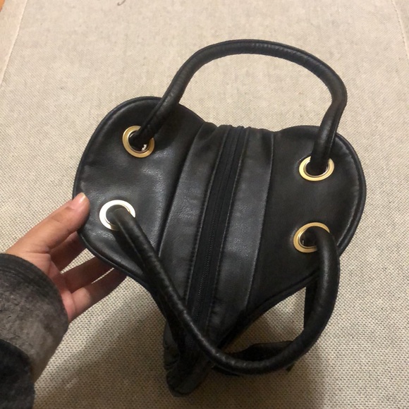 Vintage leather backpack purse - Picture 3 of 11